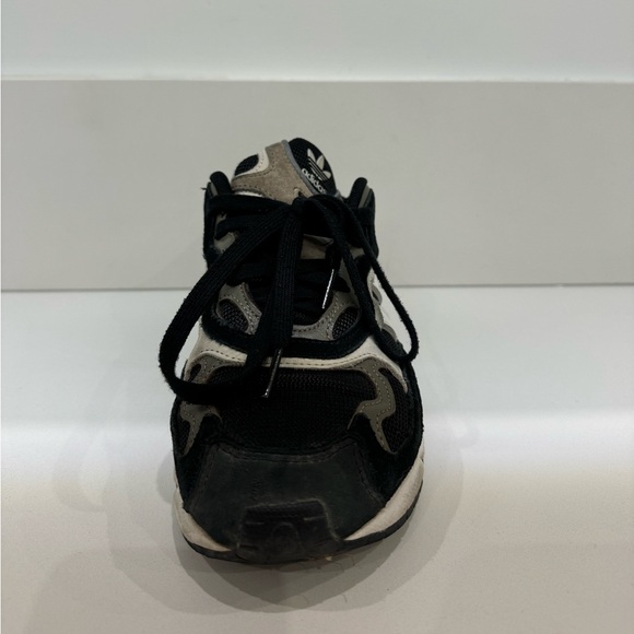 Adidas Sneakers Black White & Green Tempur Run US M 7.5 / W 8.5 - Picture 7 of 8